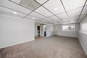 38 Blue Ridge Dr, Glendale Heights, IL 60139 - Photo 26