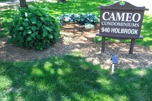 940 Holbrook Rd, Homewood, IL 60430 - Photo 2