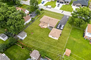 8040 S 85th Ct, Justice, IL 60458 - Photo 18