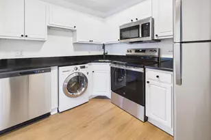 10 E Ontario St, Chicago, IL 60611 - Photo 16