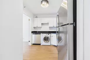 10 E Ontario St, Chicago, IL 60611 - Photo 14