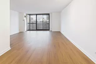 10 E Ontario St, Chicago, IL 60611 - Photo 6