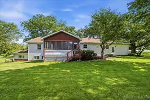 17N228 Oak Grove Dr, Hampshire, IL 60140 - Photo 30