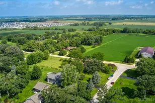 17N228 Oak Grove Dr, Hampshire, IL 60140 - Photo 32