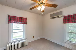2823 27th St, Zion, IL 60099 - Photo 26