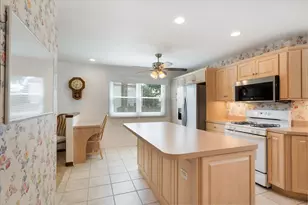 539 Hamilton Ave, Westmont, IL 60559 - Photo 10
