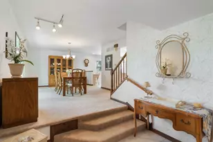 539 Hamilton Ave, Westmont, IL 60559 - Photo 8