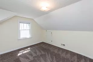 302 E Washington St, Round Lake Park, IL 60073 - Photo 20
