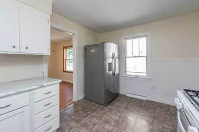 302 E Washington Street, Round Lake Park, IL 60073 - Photo 10