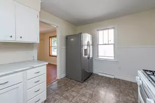 302 E Washington St, Round Lake Park, IL 60073 - Photo 10