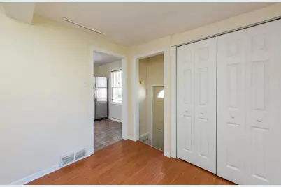 302 E Washington Street, Round Lake Park, IL 60073 - Photo 12