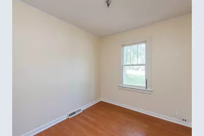 302 E Washington Street, Round Lake Park, IL 60073 - Photo 16