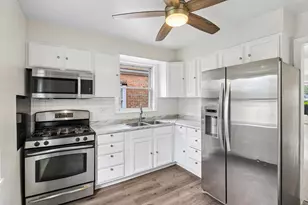 1107 W 101st St, Chicago, IL 60643 - Photo 2