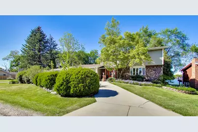 2004 Sprucewood Lane, Lindenhurst, IL 60046 - Photo 44