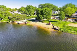 2004 Sprucewood Ln, Lindenhurst, IL 60046 - Photo 40