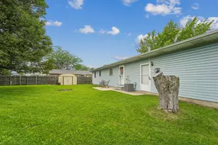 1353 Georgetown Dr, Bourbonnais, IL 60914 - Photo 16