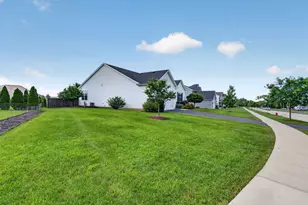 584 Manchester Ln, Yorkville, IL 60560 - Photo 60