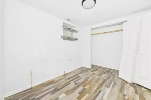 7826 S Paxton Ave, Chicago, IL 60649 - Photo 20