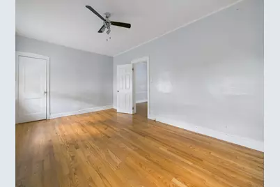 7826 S Paxton Avenue, Chicago, IL 60649 - Photo 8