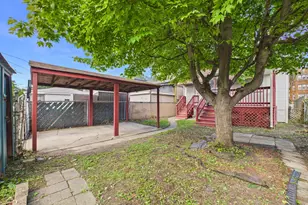 7826 S Paxton Ave, Chicago, IL 60649 - Photo 24