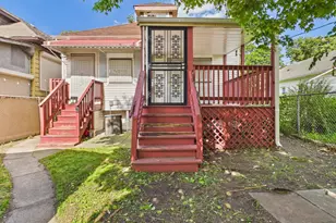 7826 S Paxton Ave, Chicago, IL 60649 - Photo 26