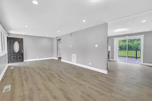 4421 188th St, Country Club Hills, IL 60478 - Photo 2