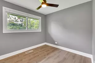 4421 188th St, Country Club Hills, IL 60478 - Photo 10