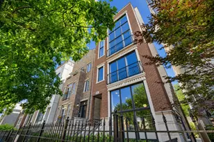 853 N Wood St, Chicago, IL 60622 - Photo 1