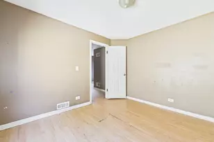 316 W 107th St, Chicago, IL 60628 - Photo 16