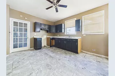 316 W 107th Street, Chicago, IL 60628 - Photo 10