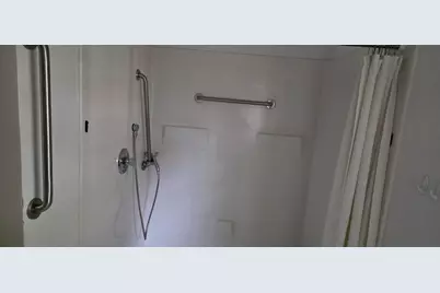 119 W Montgomery Street, Oakland, IL 61943 - Photo 6