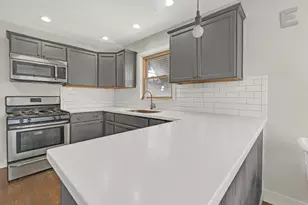 3826 W 109th St, Chicago, IL 60655 - Photo 8