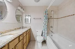 344 E Fox Hill Dr, Buffalo Grove, IL 60089 - Photo 14