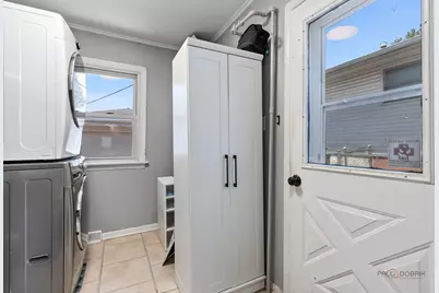 1506 N East End Avenue, Round Lake Beach, IL 60073 - Photo 10