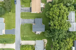 209 N Pleasant St, Ohio, IL 61349 - Photo 34