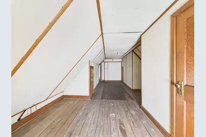 8156 S Paxton Avenue, Chicago, IL 60617 - Photo 20