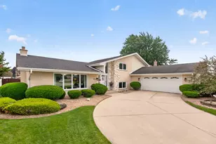 15549 Larkspur Ln, Orland Park, IL 60462 - Photo 1