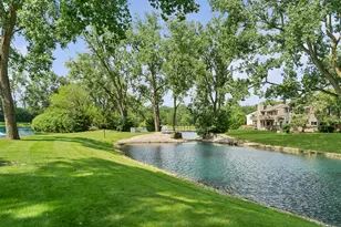 971 Hidden Lake Dr, Buffalo Grove, IL 60089 - Photo 22