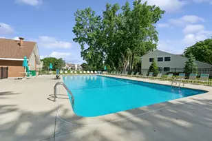 971 Hidden Lake Dr, Buffalo Grove, IL 60089 - Photo 26