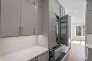 3740 N Racine Ave, Chicago, IL 60613 - Photo 36