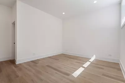 3740 N Racine Avenue #1, Chicago, IL 60613 - Photo 32