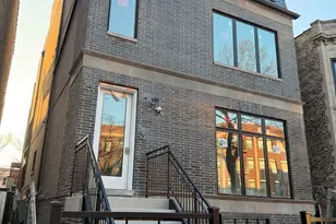 3740 N Racine Ave, Chicago, IL 60613 - Photo 2