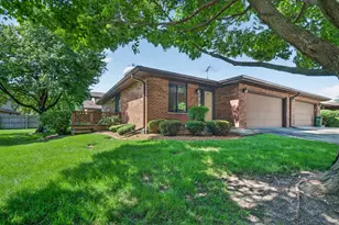 914 Shagbark Rd, New Lenox, IL 60451 - Photo 2