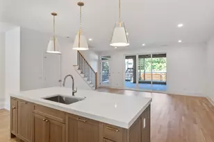 3740 N Racine Ave, Chicago, IL 60613 - Photo 12