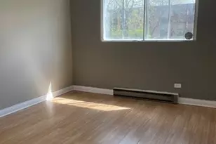 880 E Old Willow Rd, Prospect Heights, IL 60070 - Photo 10