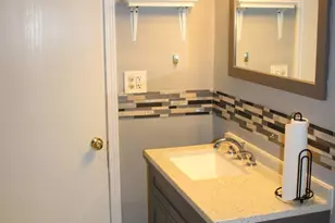 5352 S Shields Ave, Chicago, IL 60609 - Photo 18