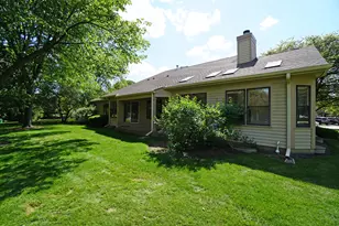 229 Willow Pkwy, Buffalo Grove, IL 60089 - Photo 30