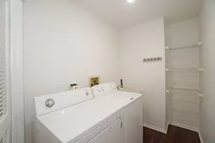 229 Willow Pkwy, Buffalo Grove, IL 60089 - Photo 22