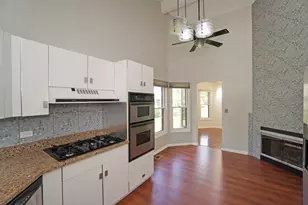 229 Willow Pkwy, Buffalo Grove, IL 60089 - Photo 10