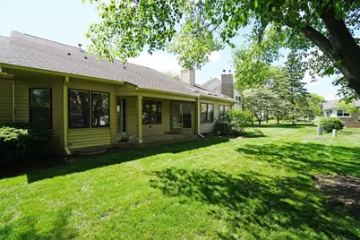 229 Willow Parkway, Buffalo Grove, IL 60089 - Photo 32
